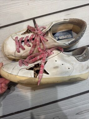 Golden Goose - White Leather Sneakers with Leopard Star and Pink Laces